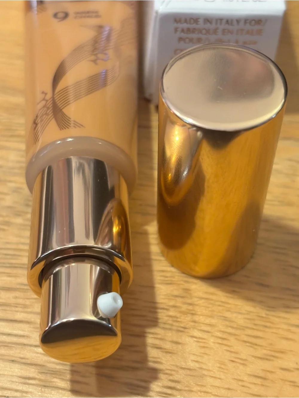 Charlotte Tilbury 9 Warm CHARLOTTE'S BEAUTIFUL SKIN FOUNDATION Brand New in Box